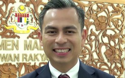 How would Fahmi Fadzil engage the youth to encourage nation building?